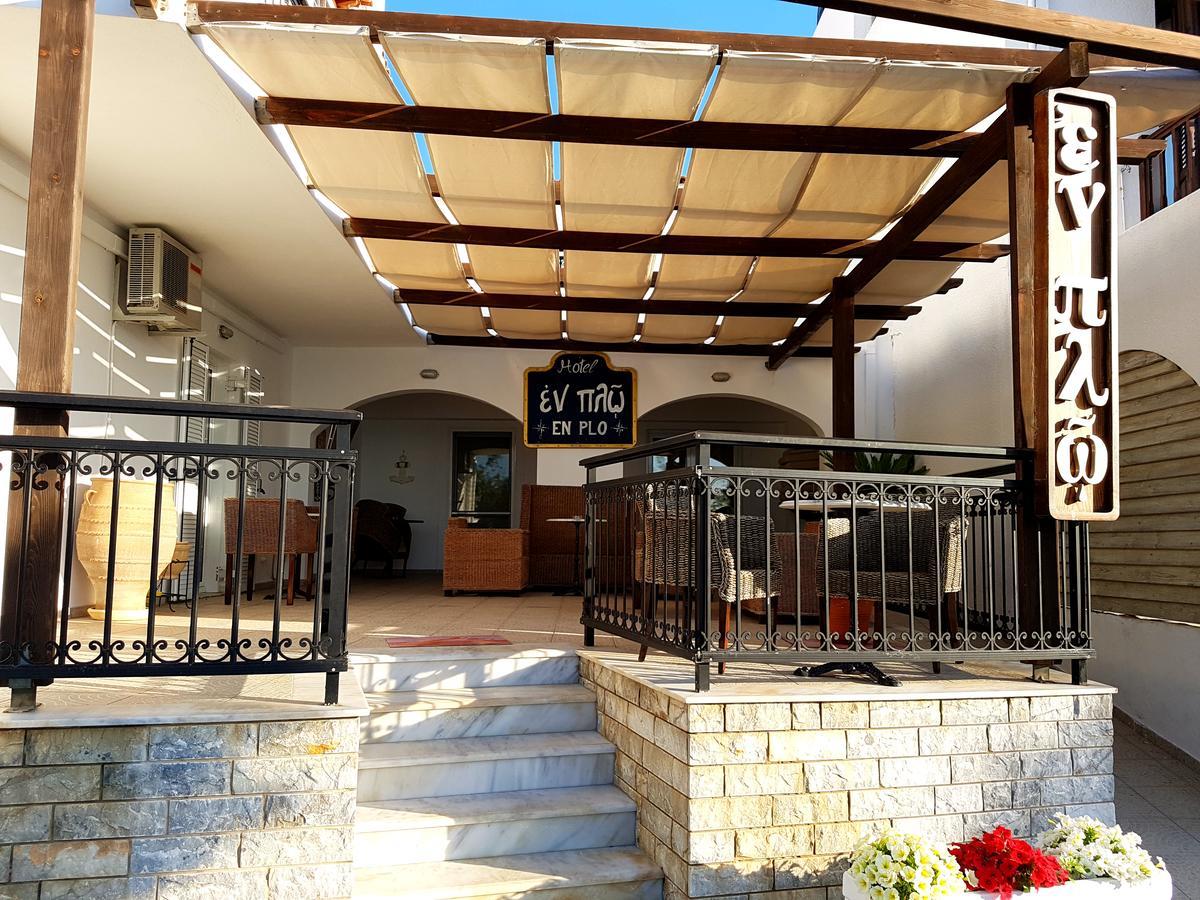 Hotel En Plo Elafonissos Exterior foto